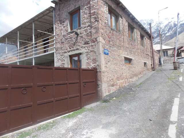 Гостевой дом Guesthause 2 Steps Степанцминда-15